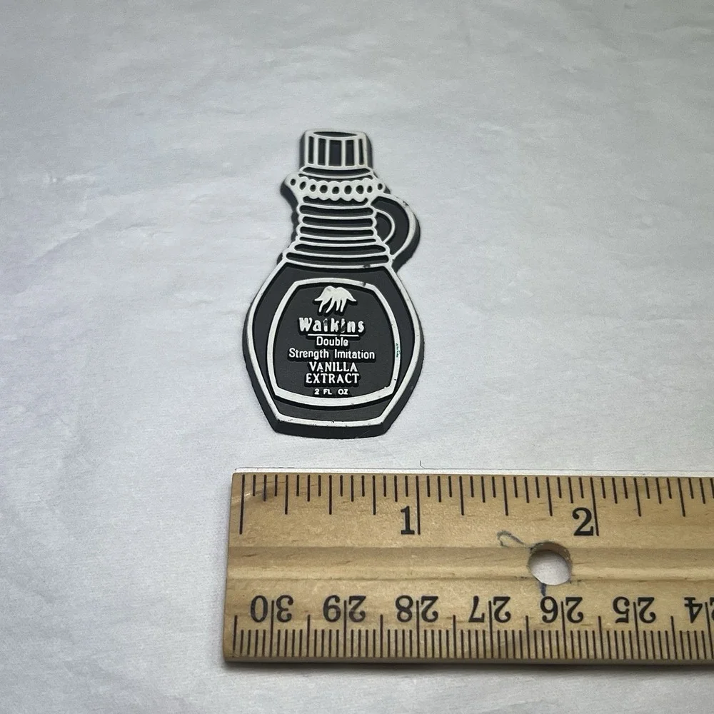 Watkins Rubber Refrigerator Magnet Vanilla Extract‎ Vintage